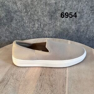 Old Navy Go-Recycled Knit Slip On Sneakers Tan Beige Womens Size 7 Casual Shoes